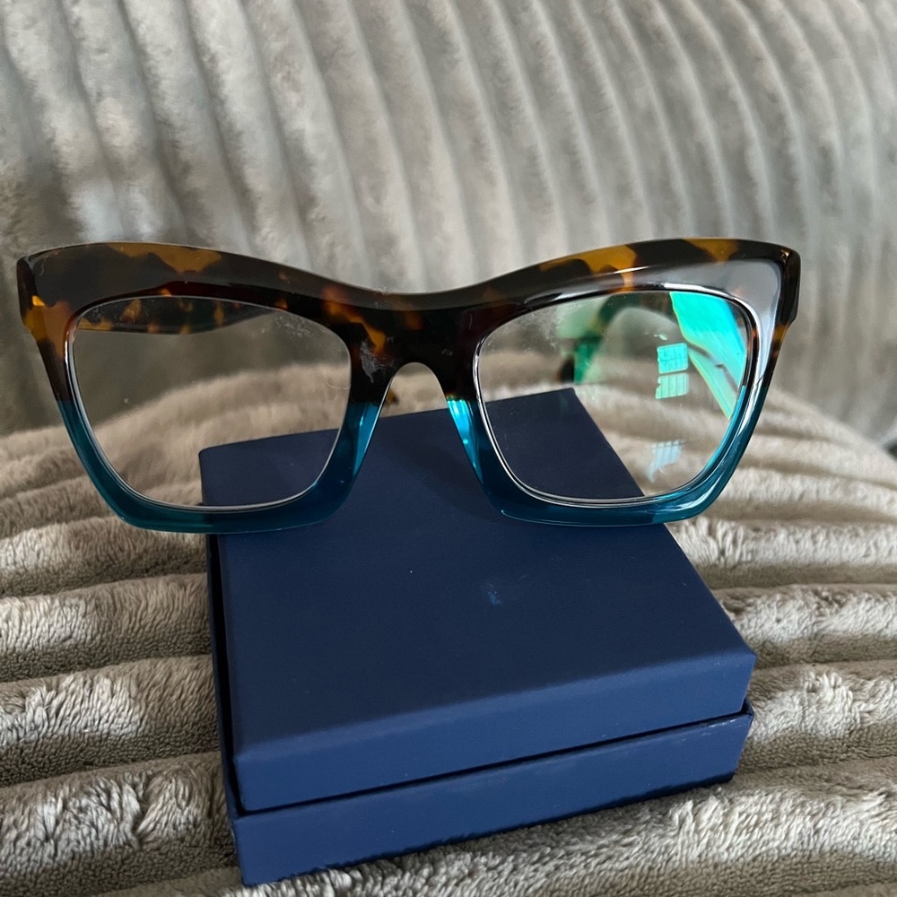 New Tortoise and Teal Women's Glasses
